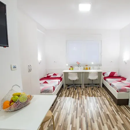 דירה Cubo מוסטר